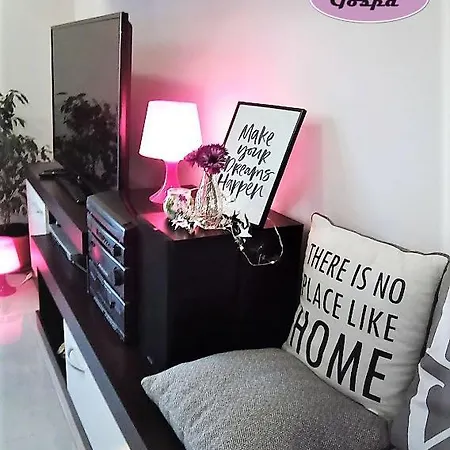 Gospa Apartman *