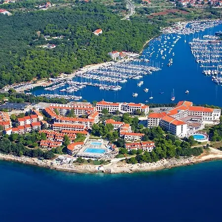 Gospa * Pula